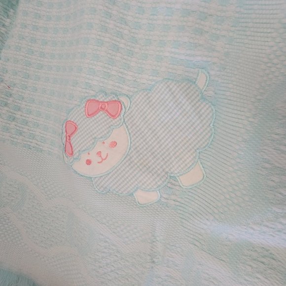 Vintage Baby Kisses Acrylic Made in Japan Baby Blanket Fringe Sheep Lamb Check - Picture 5 of 16
